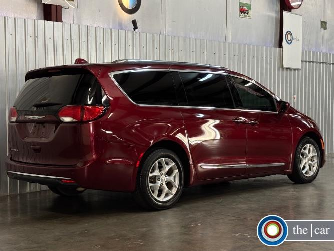 used 2017 Chrysler Pacifica car, priced at $15,950