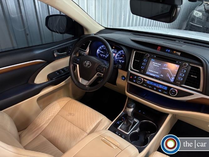 used 2018 Toyota Highlander car, priced at $24,950
