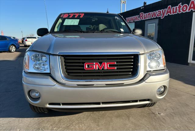 used 2005 GMC Envoy car, priced at $8,800