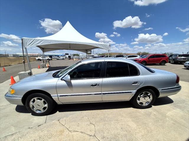 used 2000 Lincoln Continental car, priced at $4,988