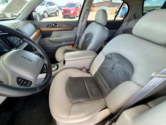 used 2000 Lincoln Continental car, priced at $4,988