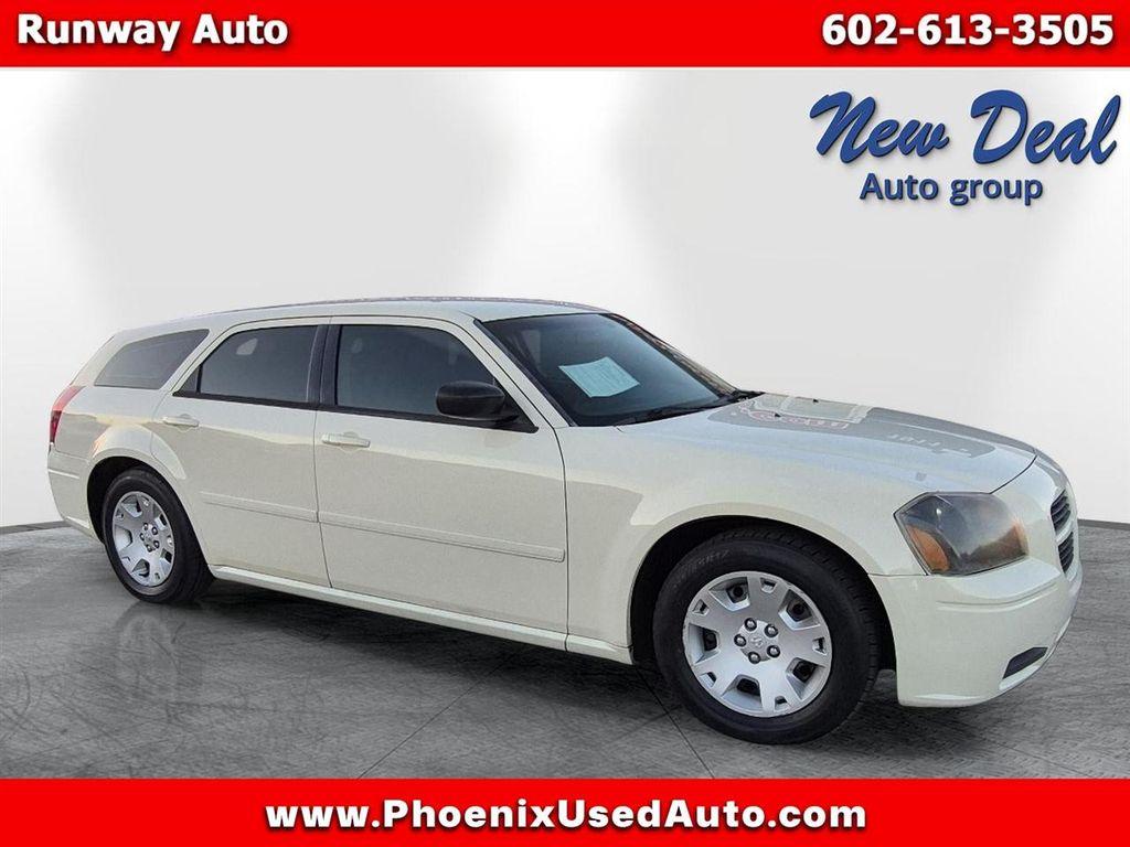 used 2005 Dodge Magnum car, priced at $5,988