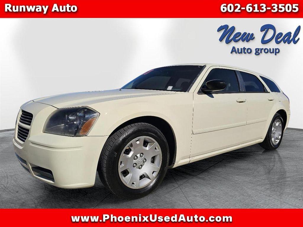used 2005 Dodge Magnum car, priced at $5,988