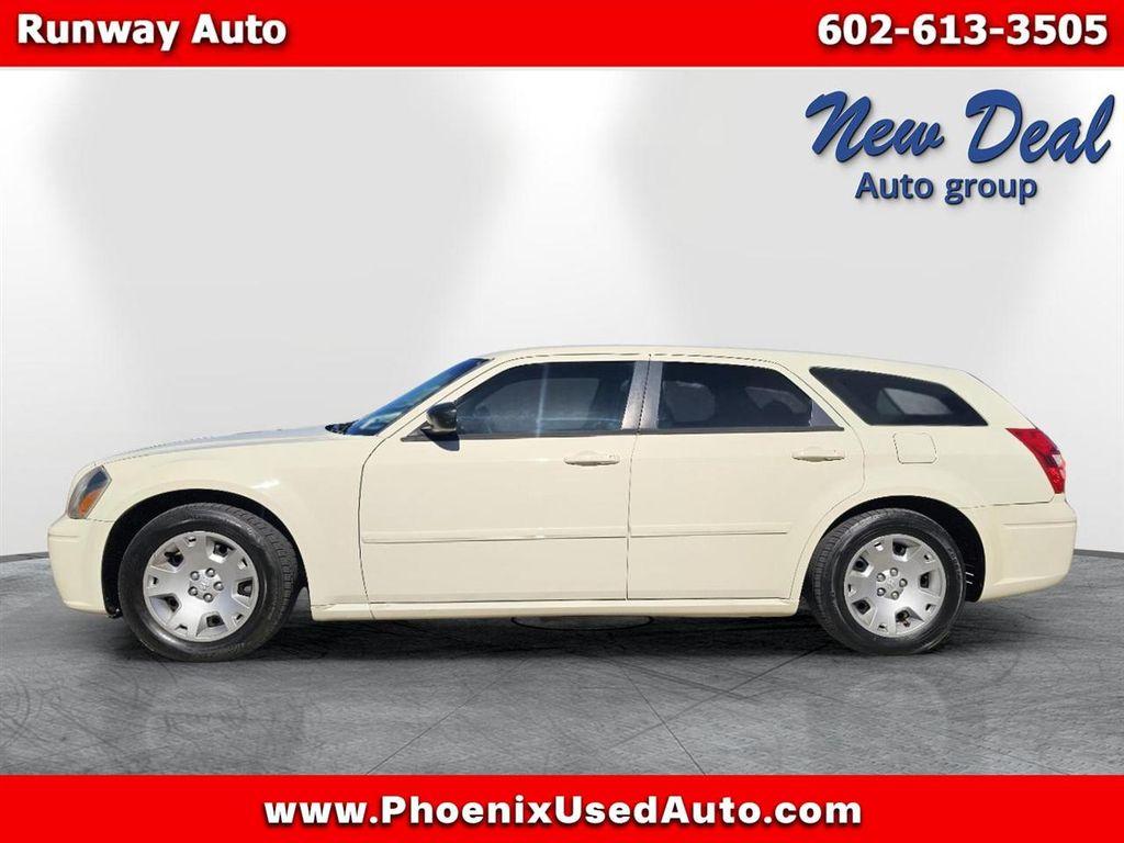 used 2005 Dodge Magnum car, priced at $5,988