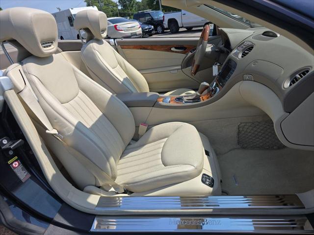 used 2009 Mercedes-Benz SL-Class car, priced at $27,995