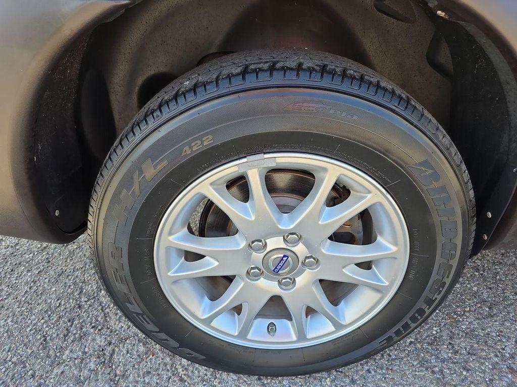 used 2007 Volvo XC70 car, priced at $8,995