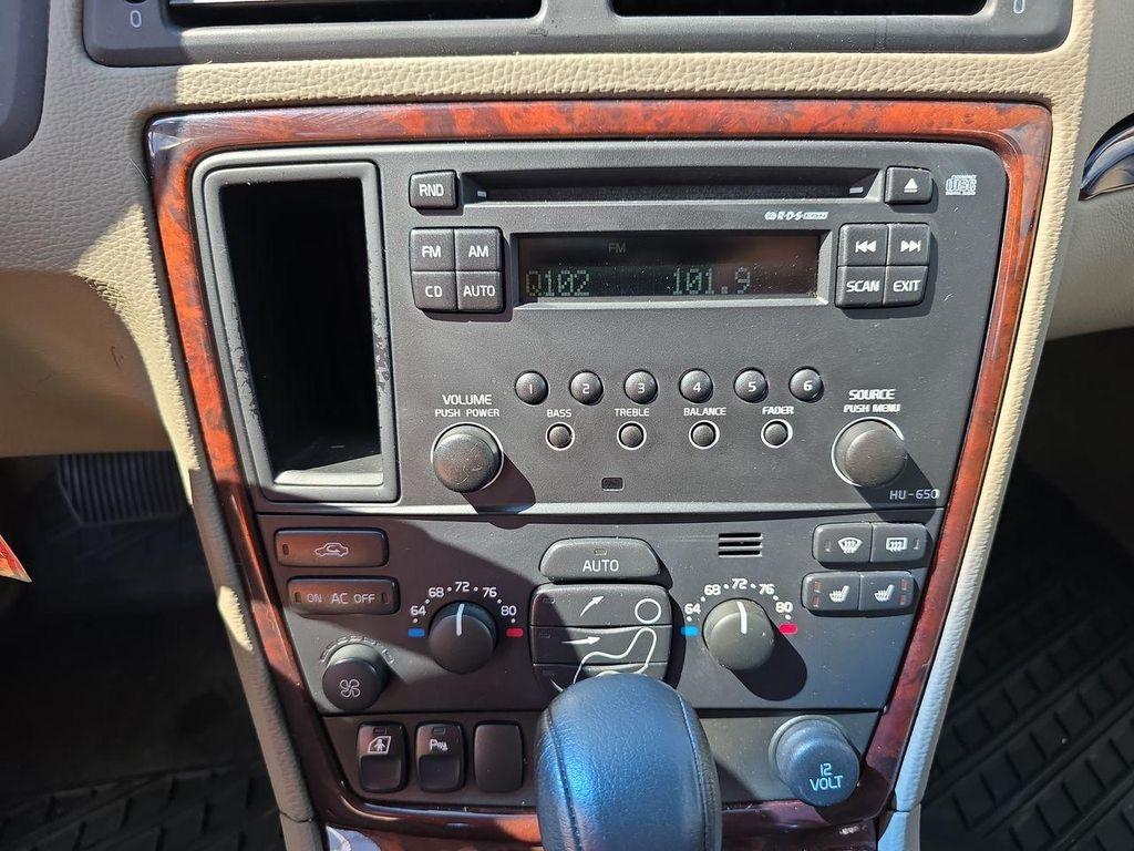 used 2007 Volvo XC70 car, priced at $8,995
