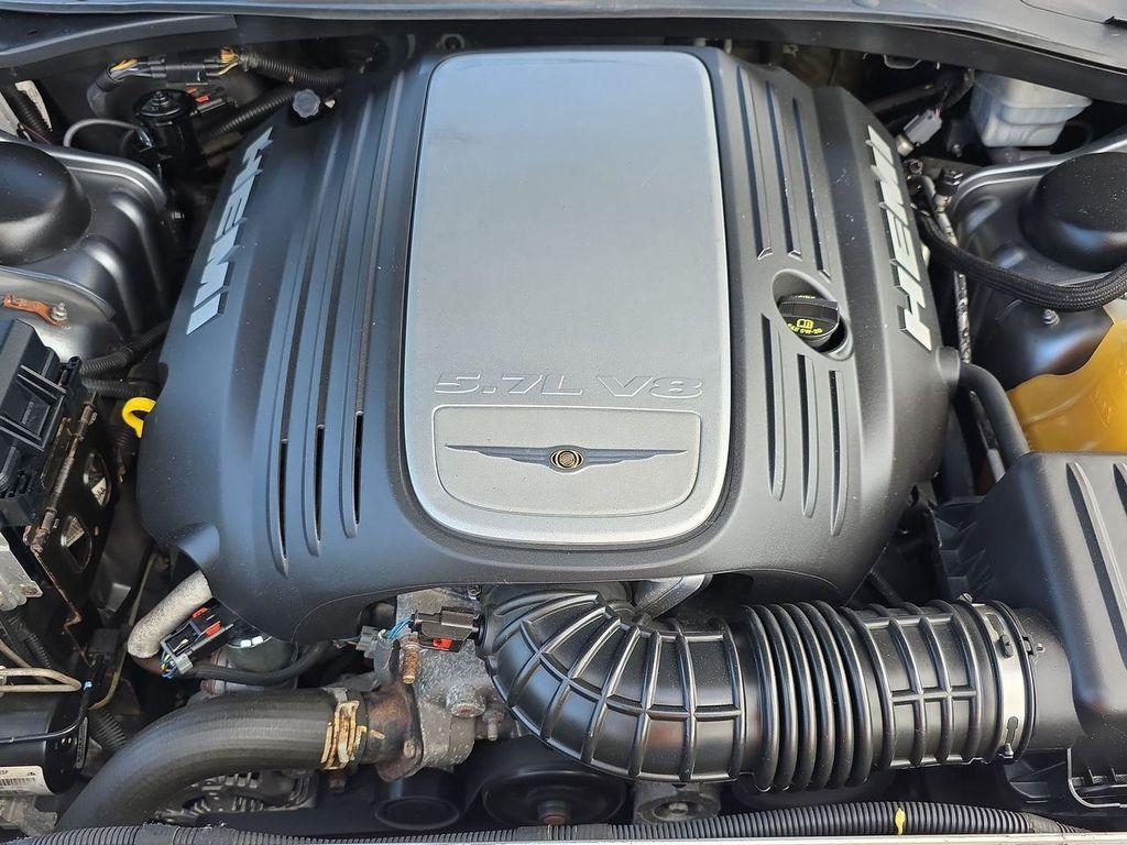 used 2006 Chrysler 300C car, priced at $11,995