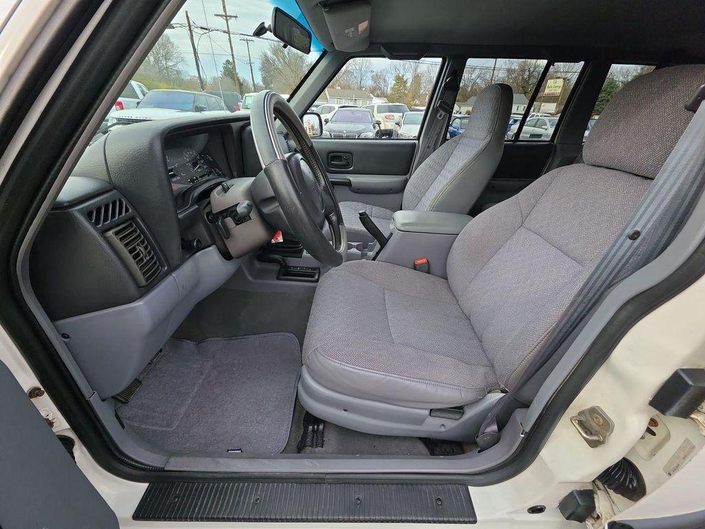 used 1998 Jeep Cherokee car, priced at $14,995