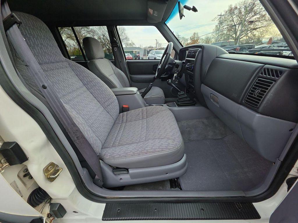 used 1998 Jeep Cherokee car, priced at $14,995