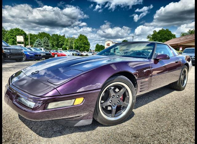 used 1992 Chevrolet Corvette car, priced at $14,995