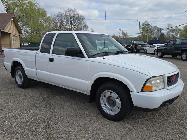 used 2000 GMC Sonoma car, priced at $12,995