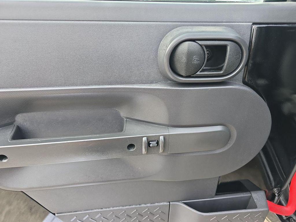 used 2009 Jeep Wrangler car, priced at $12,995