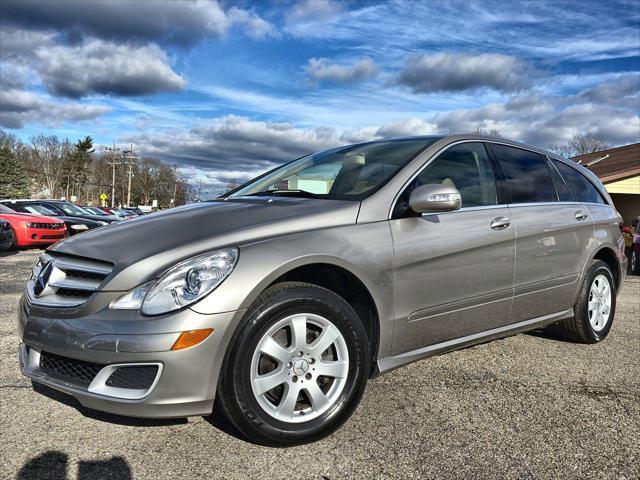 used 2007 Mercedes-Benz R-Class car, priced at $8,995