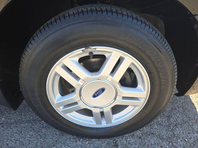 used 2002 Ford Windstar car, priced at $8,995