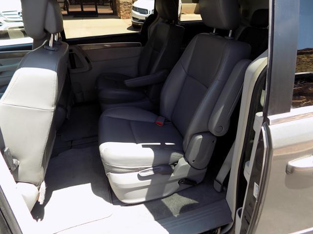 used 2010 Volkswagen Routan car, priced at $5,680