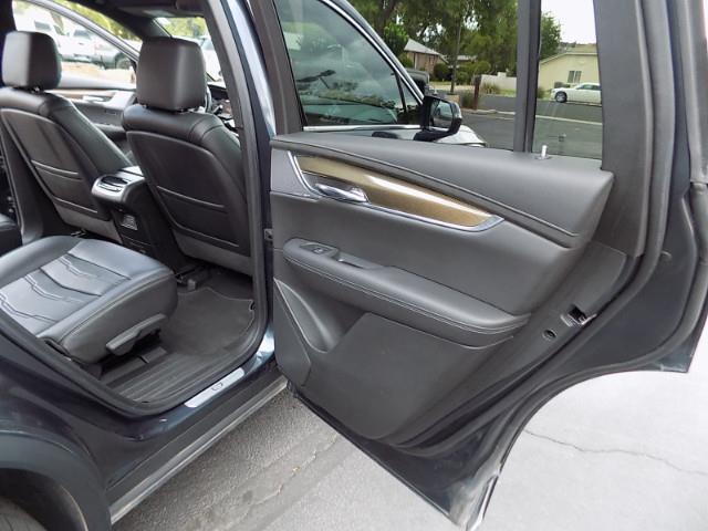 used 2020 Cadillac XT6 car, priced at $31,997