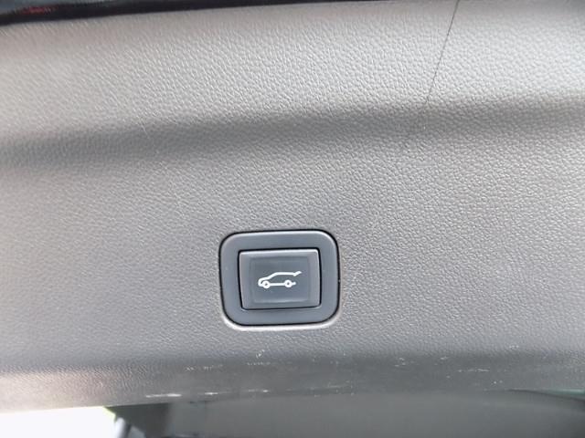 used 2022 GMC Yukon car, priced at $56,580