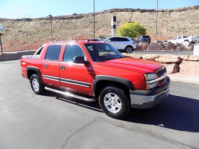 used 2004 Chevrolet Avalanche car, priced at $9,998