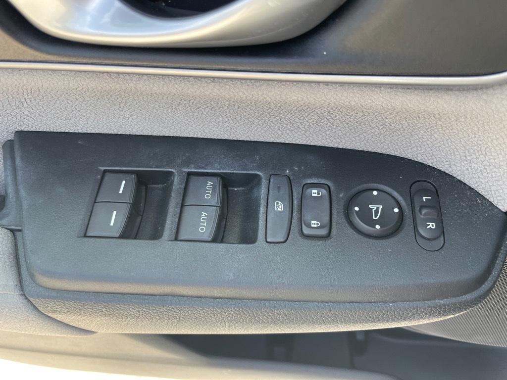 used 2022 Honda CR-V car, priced at $27,833