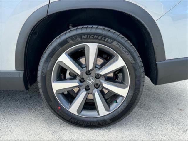 new 2025 Honda Pilot car, priced at $45,428