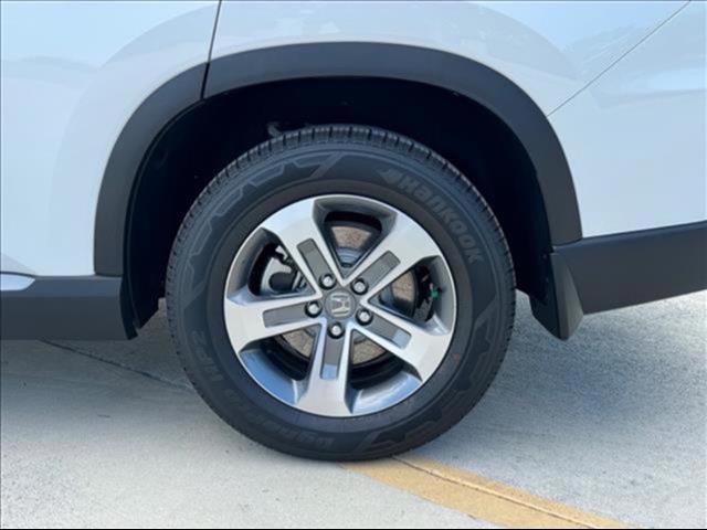 new 2025 Honda Pilot car, priced at $42,895