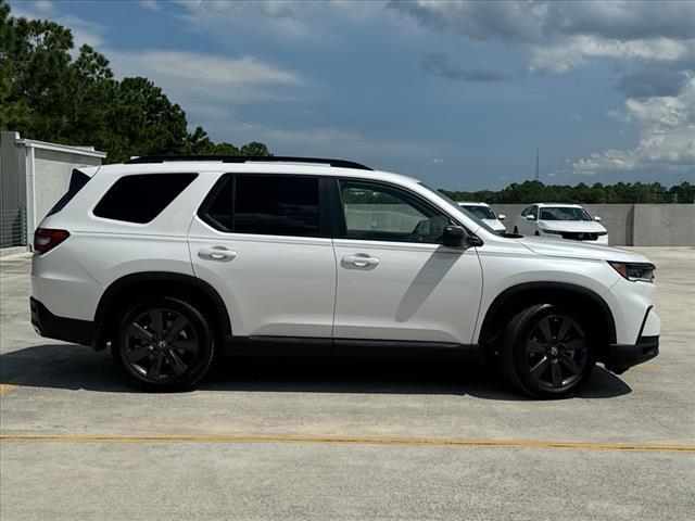 new 2025 Honda Pilot car, priced at $43,629