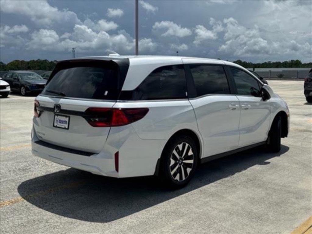 new 2026 Honda Odyssey car, priced at $46,240