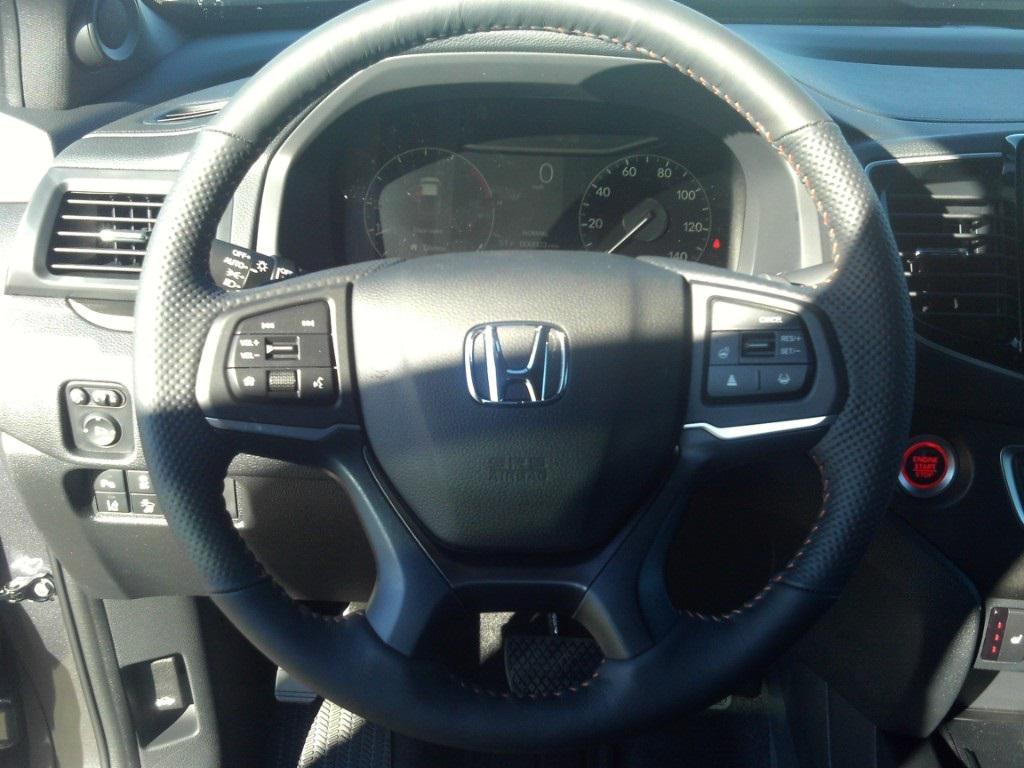 new 2025 Honda Ridgeline car, priced at $44,458