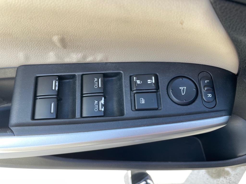 used 2015 Honda Crosstour car, priced at $14,002