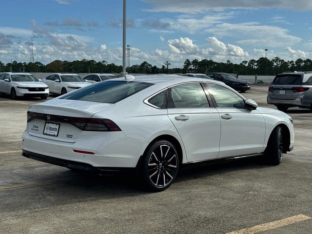 new 2025 Honda Accord Hybrid car, priced at $38,786