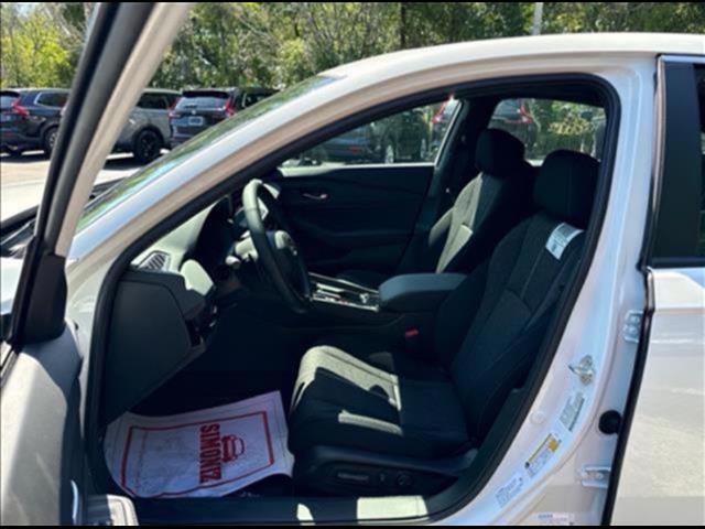 new 2025 Honda Accord Hybrid car, priced at $34,477