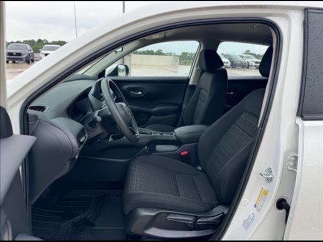 new 2025 Honda HR-V car, priced at $27,134