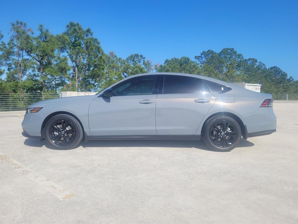 new 2025 Honda Accord car, priced at $31,630