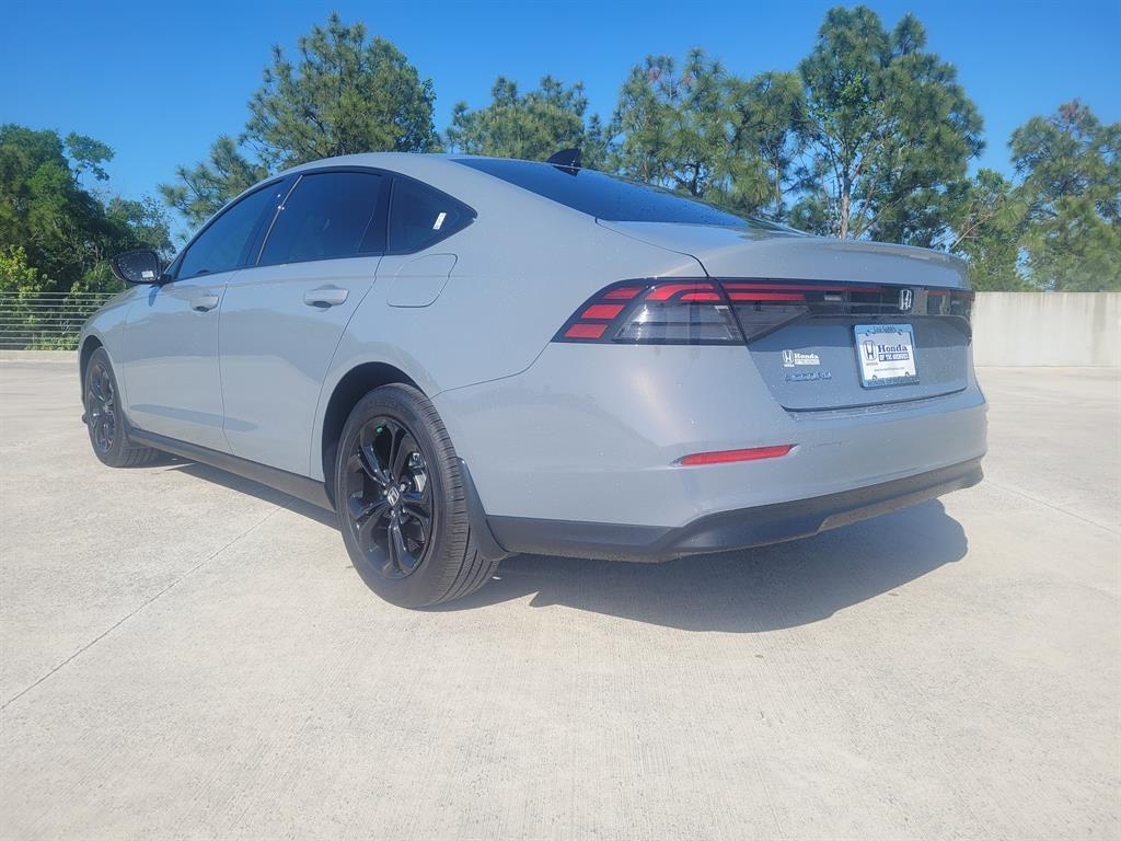 new 2025 Honda Accord car, priced at $31,630