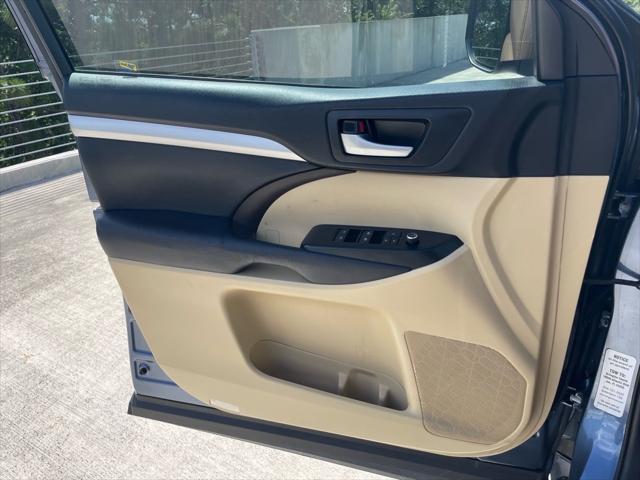 used 2017 Toyota Highlander car, priced at $19,712