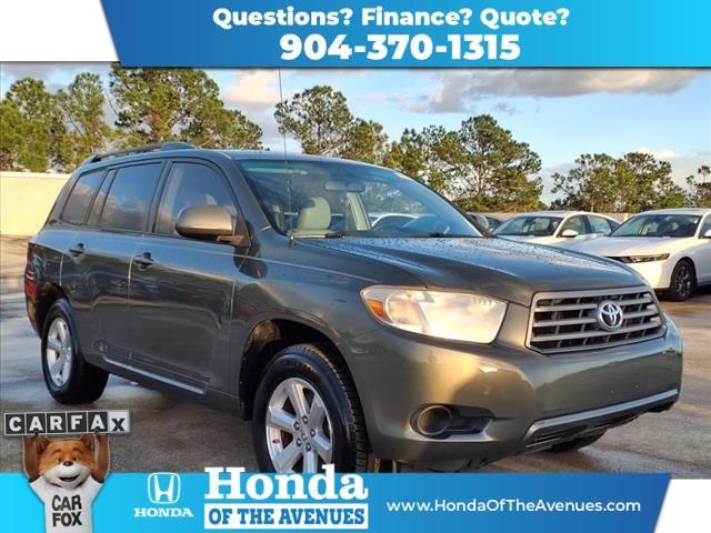 used 2010 Toyota Highlander car, priced at $9,325