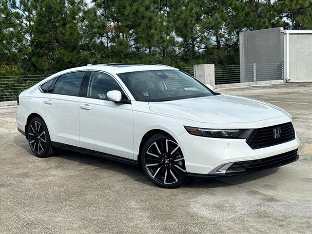 new 2025 Honda Accord Hybrid car, priced at $40,915