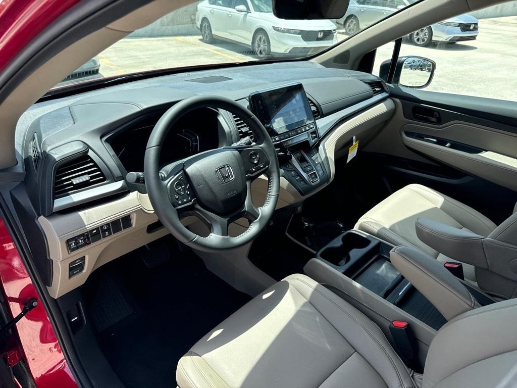 new 2026 Honda Odyssey car, priced at $46,240