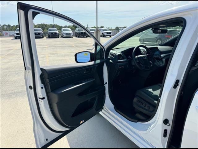 new 2025 Honda Odyssey car, priced at $42,776