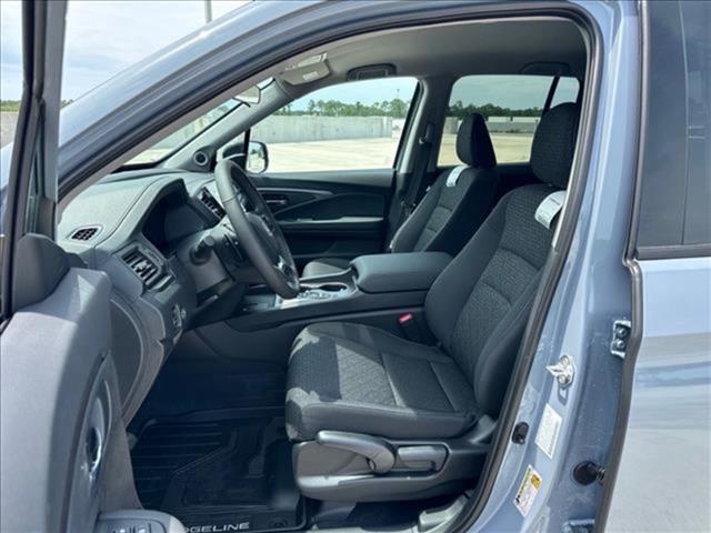 new 2025 Honda Ridgeline car, priced at $40,750