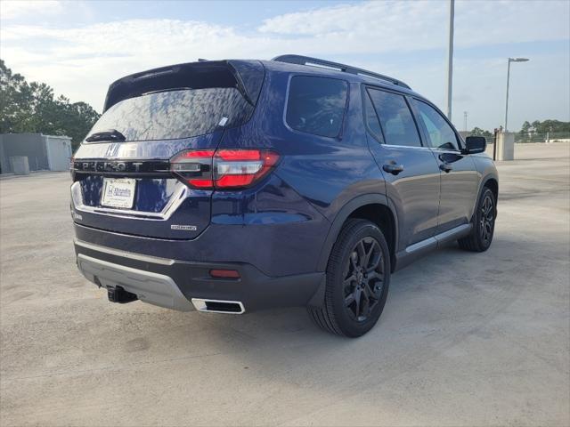 new 2025 Honda Pilot car, priced at $49,612