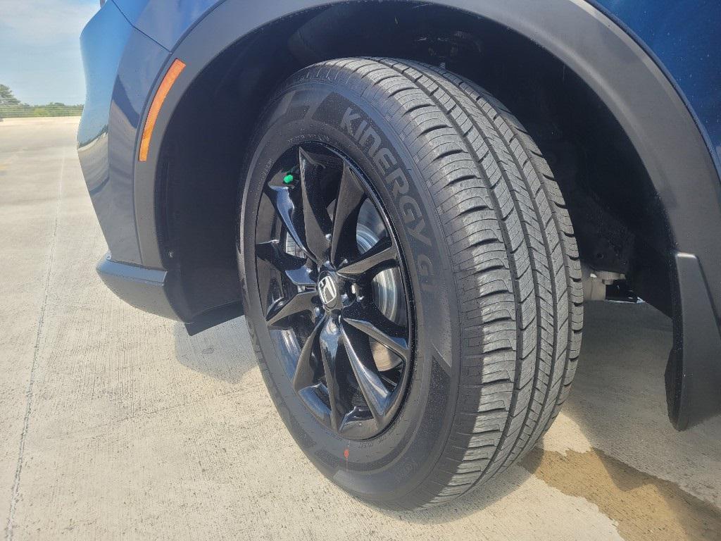 new 2026 Honda CR-V Hybrid car, priced at $35,785