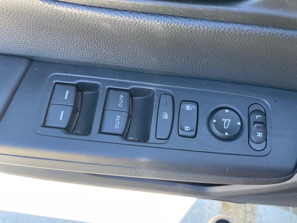 used 2024 Honda CR-V Hybrid car, priced at $32,039