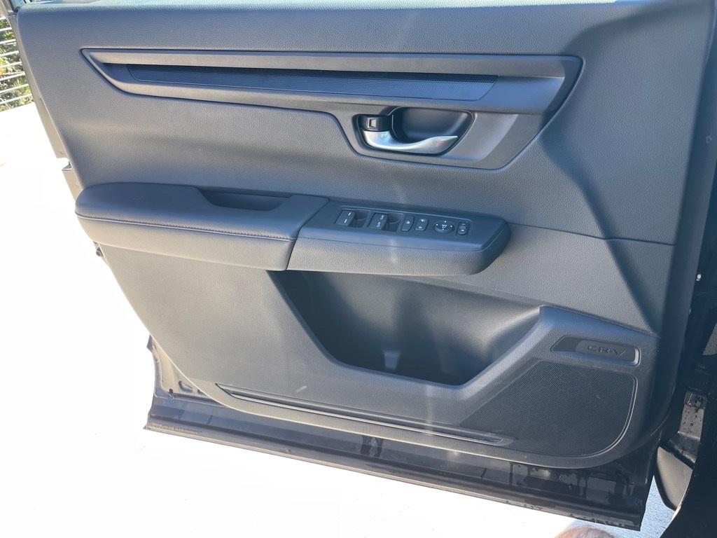 used 2024 Honda CR-V Hybrid car, priced at $32,039