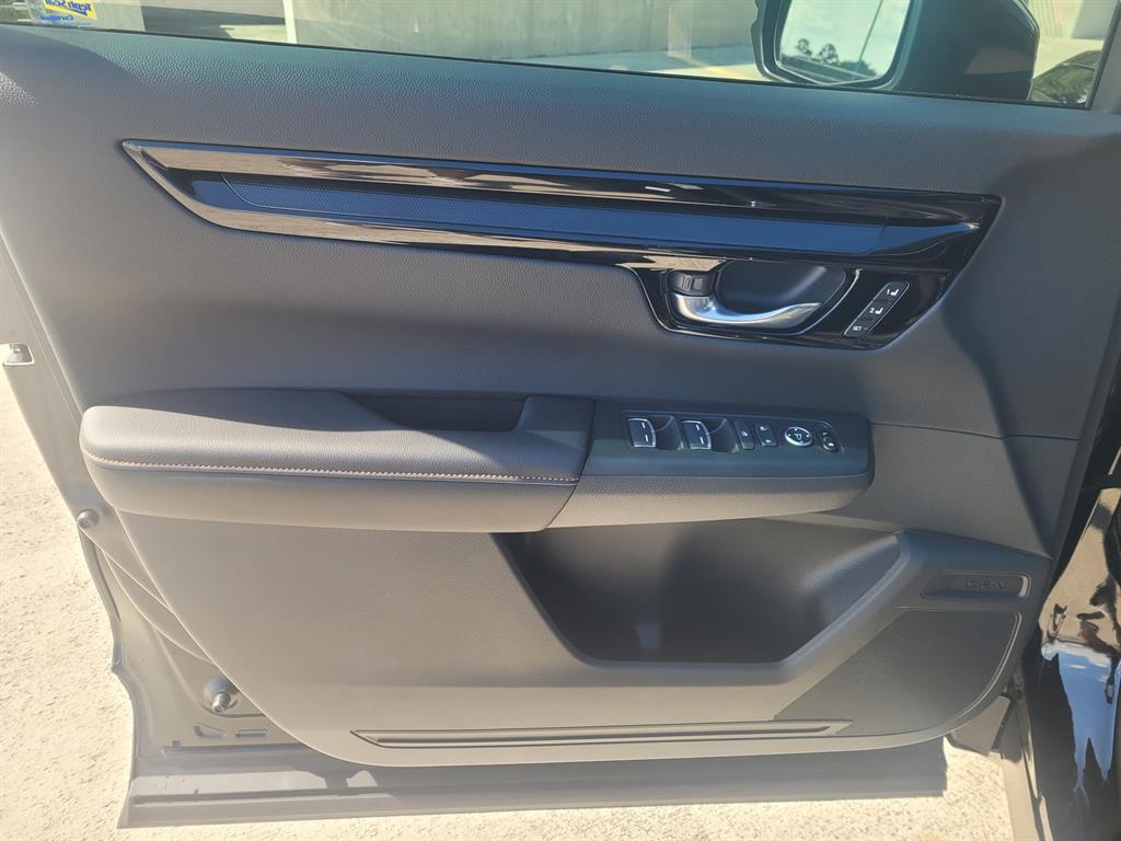 new 2026 Honda CR-V Hybrid car, priced at $40,933