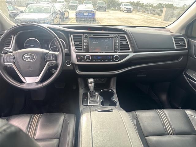 used 2018 Toyota Highlander car, priced at $25,641