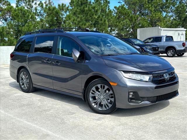 new 2025 Honda Odyssey car, priced at $45,180