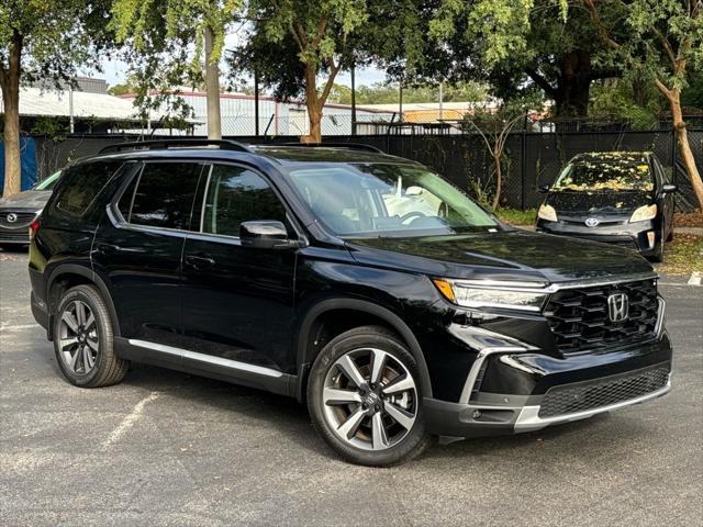 new 2025 Honda Pilot car, priced at $50,668