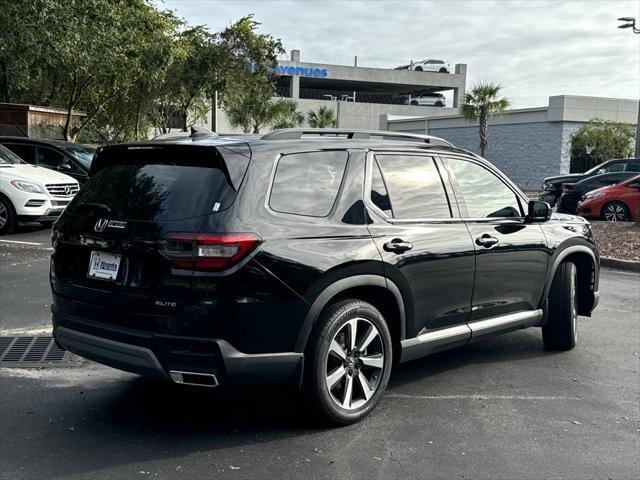 new 2025 Honda Pilot car, priced at $50,668